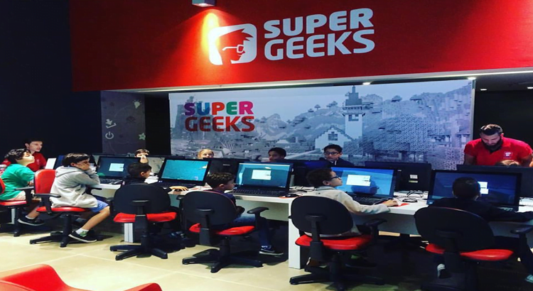 Franquia SuperGeeks Franquia SuperGeeks